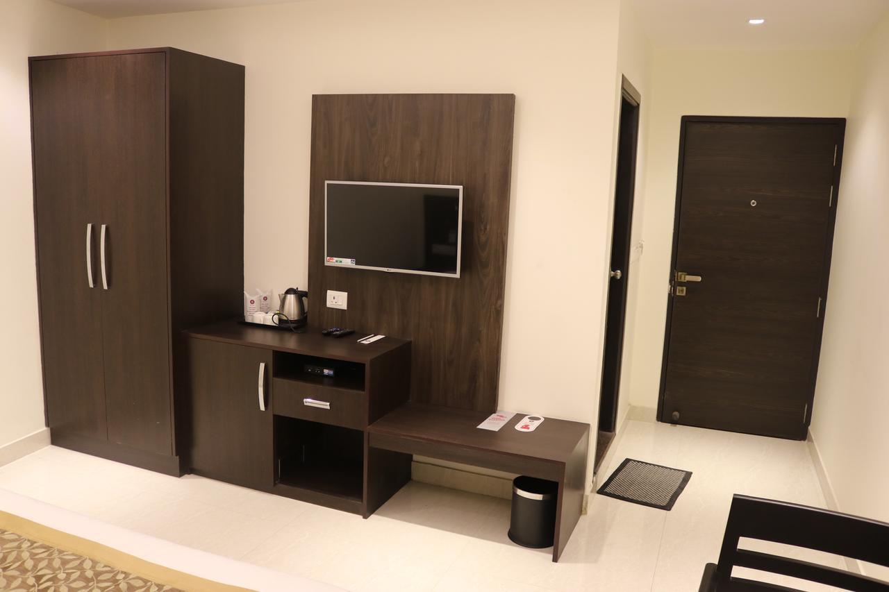 Hotel Solitaire Chinhat 外观 照片